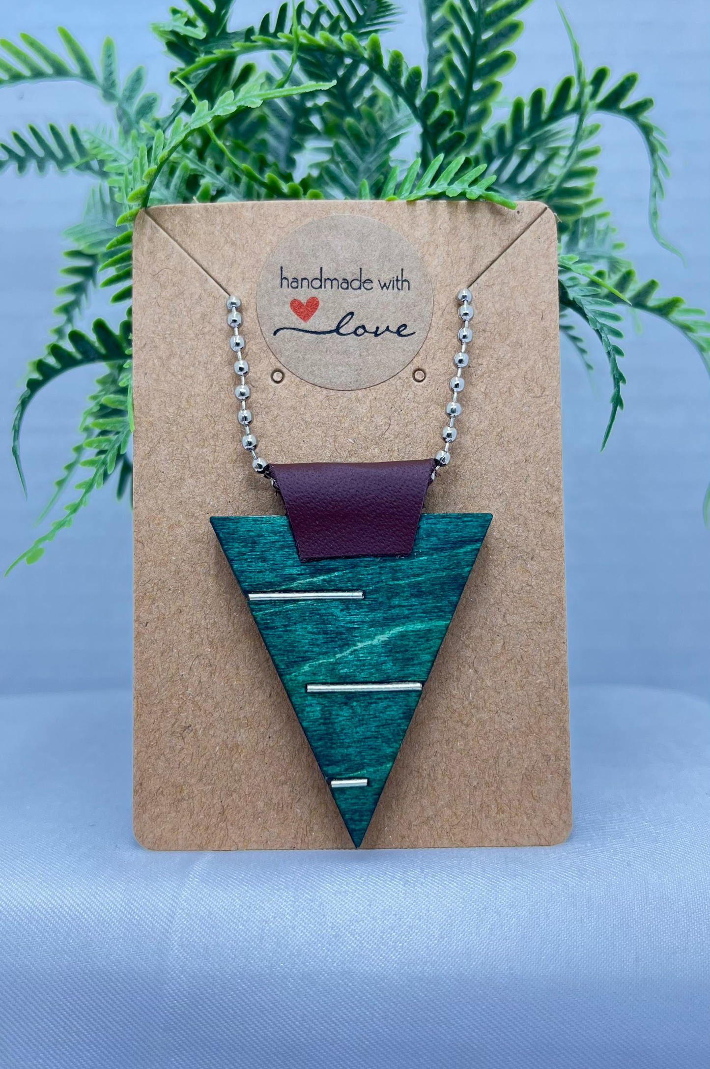 Pendant - Wood/Silver/Leather - Green