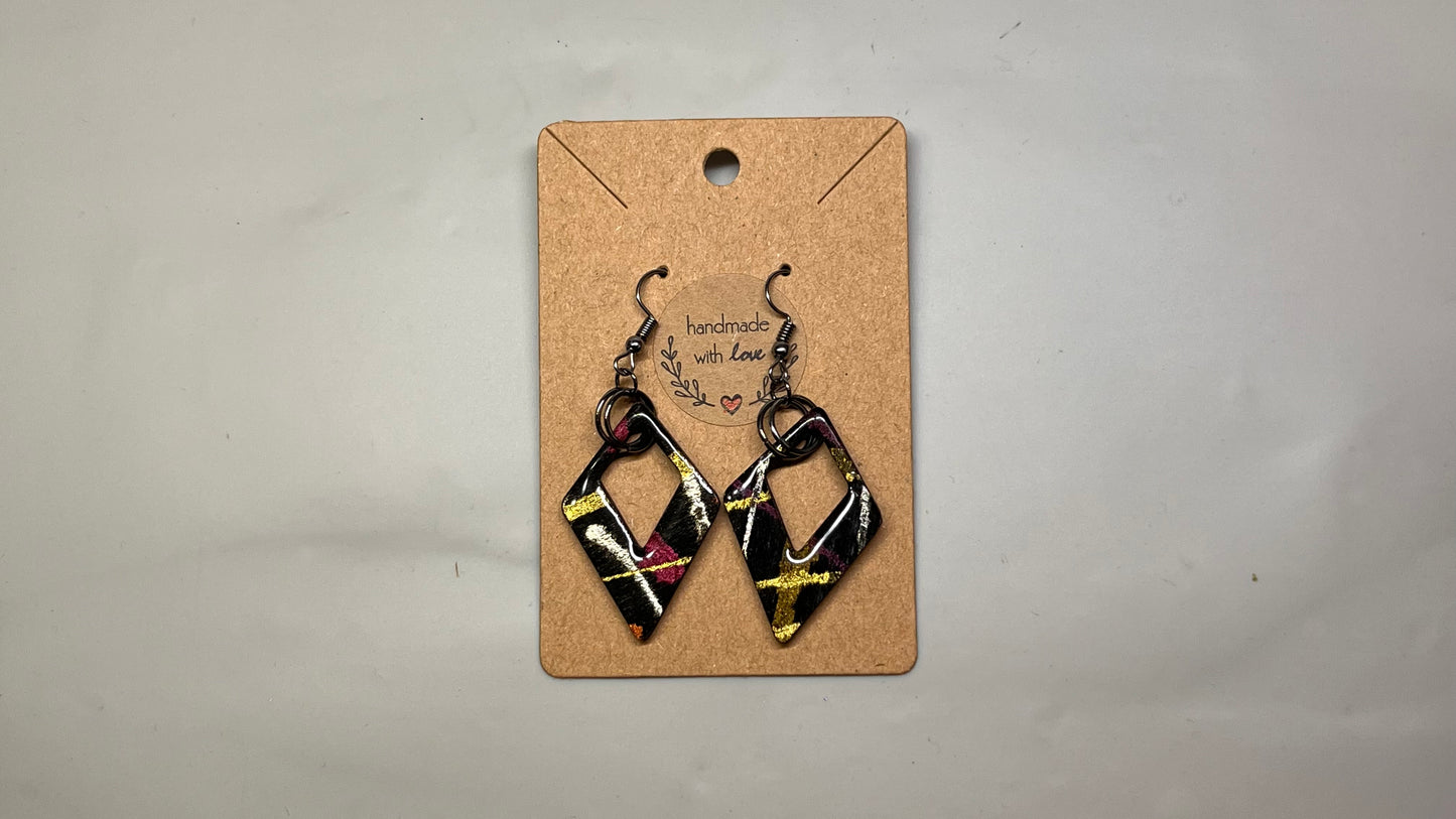 $5 Earrings Memorial Day Sale - Facebook video May 21, 2026