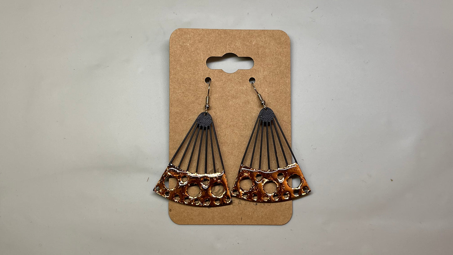 $5 Earrings Memorial Day Sale - Facebook video May 21, 2026